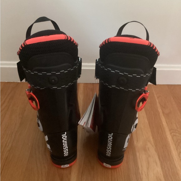 NWT Women’s Rossignol Evo 70 Ski Boots, Size 8.5/25.5 - Picture 6 of 7